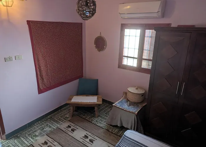 Privatunterkunft Single With Shared Bathroom - House Of Ra