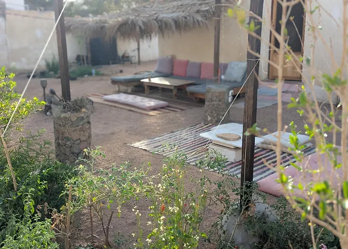 Single With Shared Bathroom - House Of Ra Privatunterkunft *